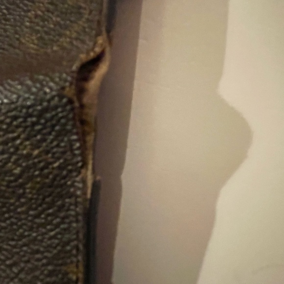 LV Monogram wallet - Picture 6 of 8